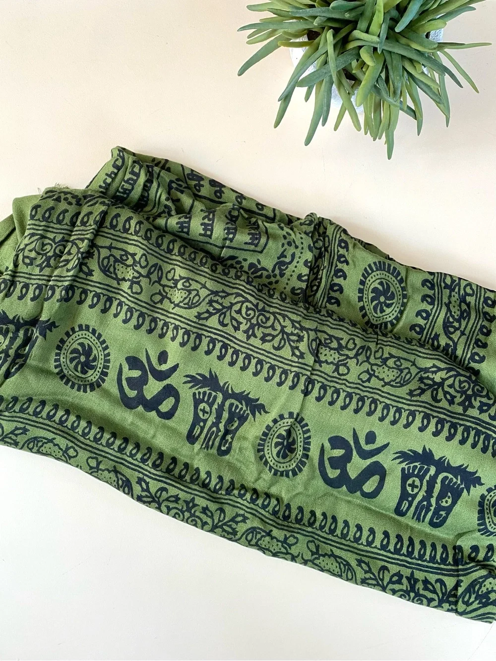 Indian Hindi Spiritual Meditation Shawl Wrap Scarf in Olive Green